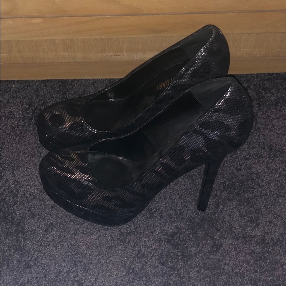 Colin Stuart Sparkly Leopard Pumps